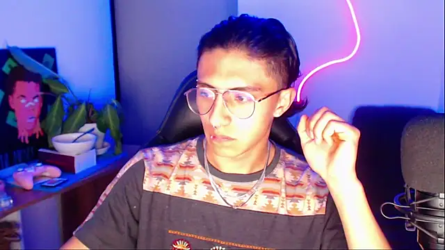 Snapshot of jay_dimarco2 chatting on February 5, 5:23 am jay dimarco2 online show from February 5, 5:23 am