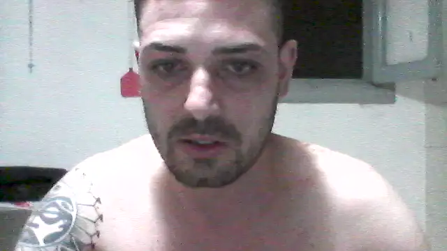 iltoscano95 online show from September 11, 7:58 pm