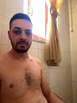 iltoscano95 online show from October 4, 12:03 pm