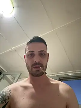 Snapshot of iltoscano95 chatting on July 1, 7:13 pm iltoscano95 online show from July 1, 7:13 pm