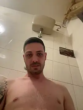 Snapshot of iltoscano95 chatting on July 9, 6:45 pm iltoscano95 online show from July 9, 6:45 pm