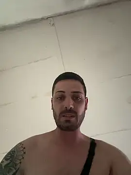 Snapshot of iltoscano95 chatting on July 16, 6:47 pm iltoscano95 online show from July 16, 6:47 pm