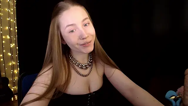 SindiWatsoon online show from February 19, 7:10 pm