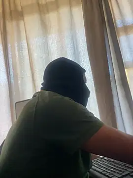 jaytee198610 online show from March 11, 3:07 pm