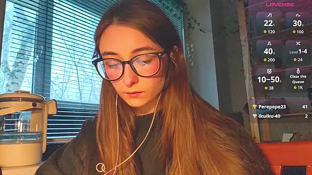 monlight  dana online show from April 5, 4:59 pm