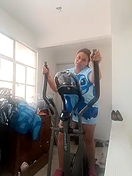 Snapshot of Alex_flair chatting on February 20, 3:23 pm Alex flair online show from February 20, 3:23 pm