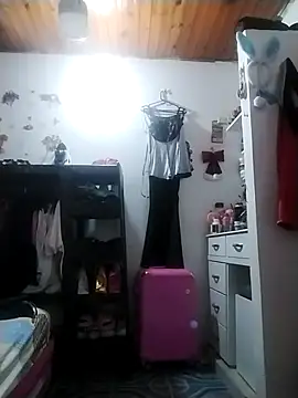 Snapshot of kiara_milf_ chatting on April 2, 4:48 pm kiara milf online show from April 2, 4:48 pm