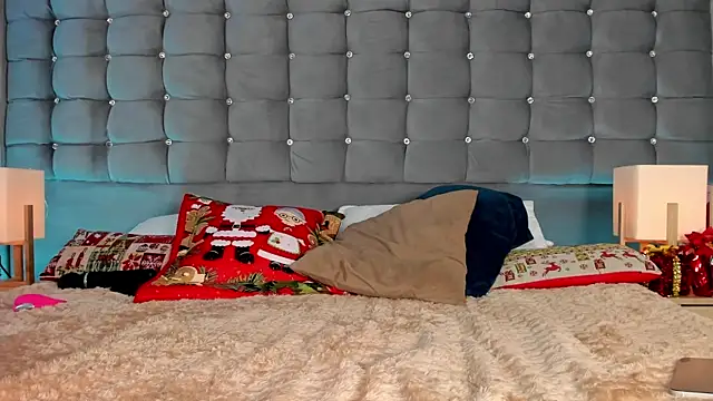 Poacahontasfg online show from December 20, 4:08 am