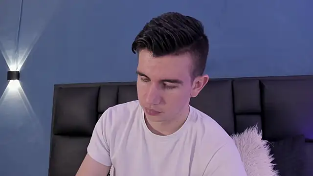 MikaelSlow online show from September 25, 4:16 am