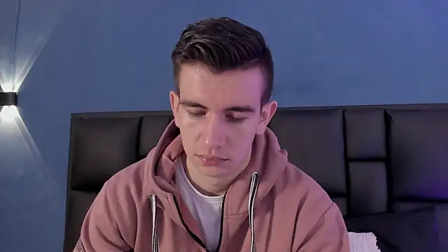 MikaelSlow online show from September 30, 3:33 am