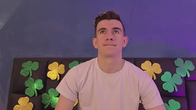 MikaelSlow online show from March 17, 3:33 am