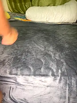 nur lin online show from November 13, 10:30 pm