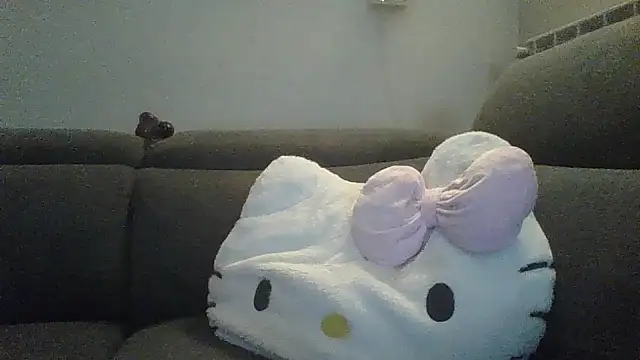 Snapshot of MarikaMilff chatting on October 2, 9:44 pm MarikaMilff online show from October 2, 9:44 pm