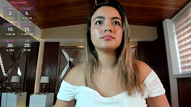 IsabellaaJoness online show from July 13, 1:36 pm