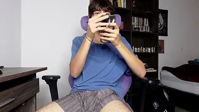 alex connorr online show from November 28, 10:12 pm