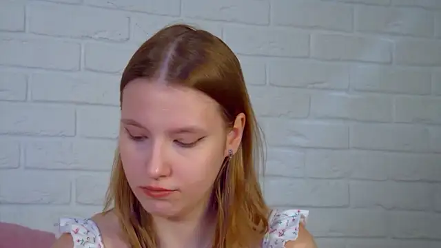 LiliLinn online show from July 11, 4:26 am
