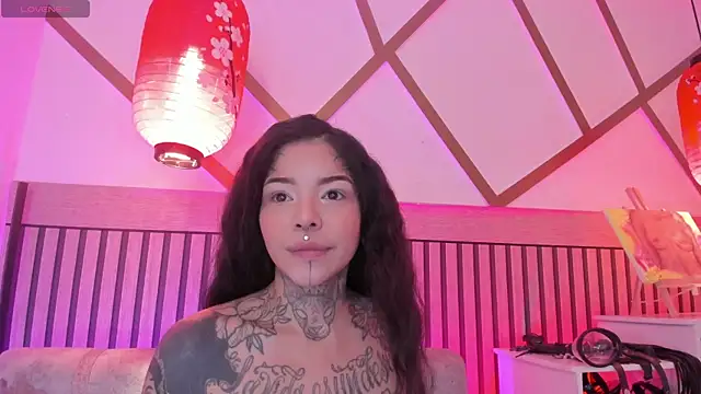 NinaInk online show from July 5, 1:40 pm