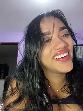 ElaEndez  online show from May 7, 4:18 am