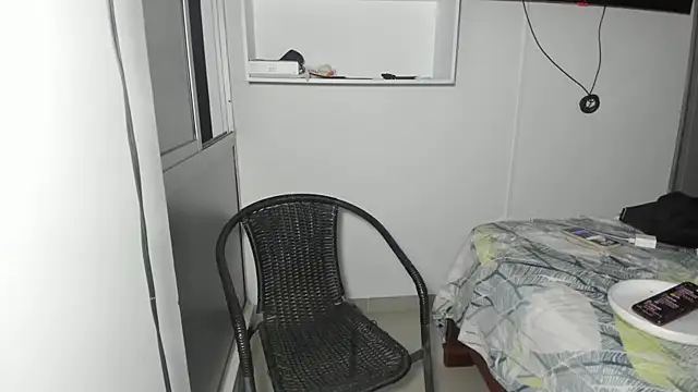 KomeKukis online show from May 17, 4:21 am