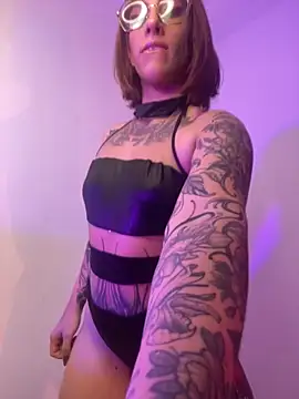 ValenGray online show from November 17, 11:49 am