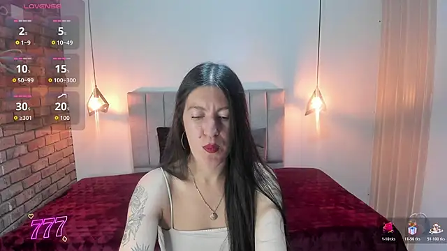 LiaCooper  online show from June 2, 12:29 pm