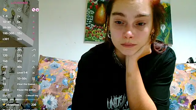 Sophie Bell online show from January 30, 6:10 pm
