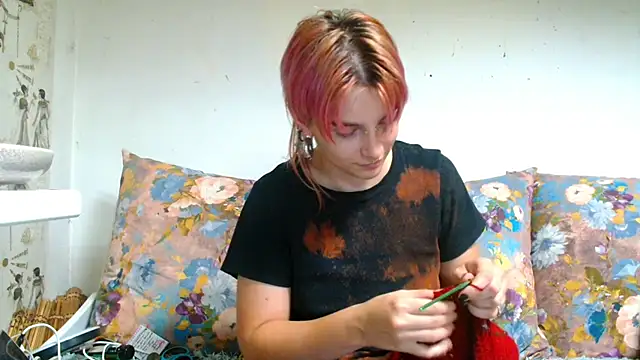 Sophie Bell online show from July 9, 5:17 pm