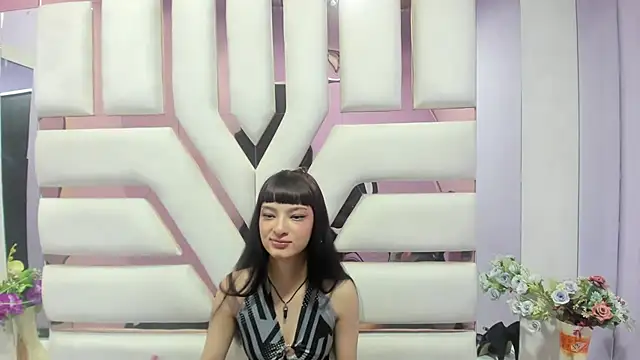 Aurora 18 online show from December 9, 2:17 pm