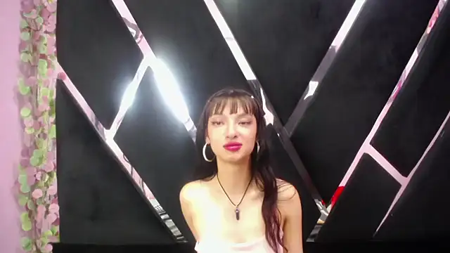 Aurora 18 online show from February 16, 12:30 am