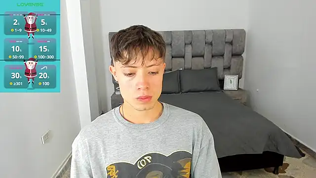 MarcusCollinss  online show from December 22, 4:06 pm