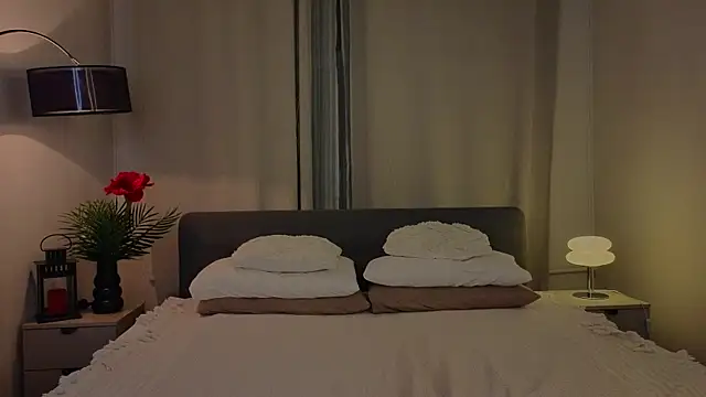 ari rari online show from March 5, 9:59 pm