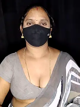 vintage-vibs online show from March 29, 6:19 pm