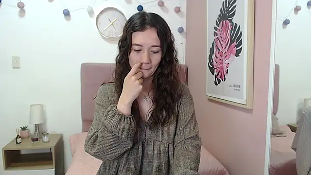 lanna 1878 online show from May 15, 1:29 pm