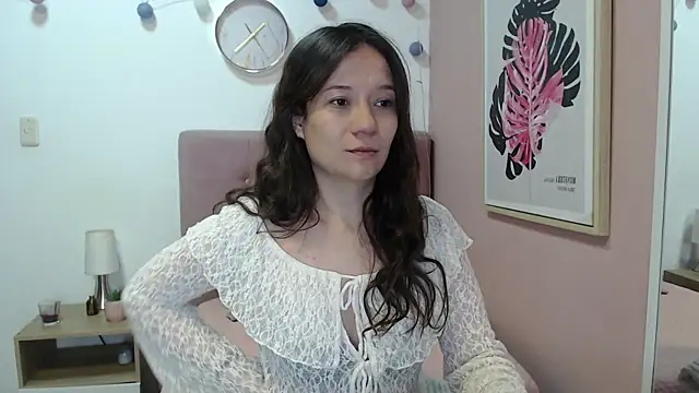 lanna 1878 online show from July 18, 1:26 pm