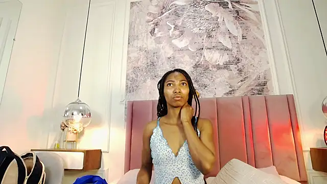 Snapshot of SabrinaDevill chatting on June 25, 1:04 pm SabrinaDevill online show from June 25, 1:04 pm