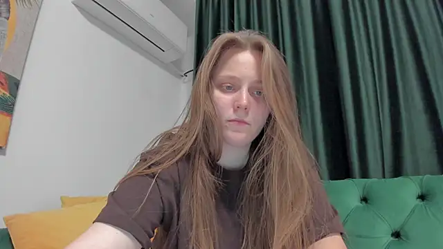 bonnie6969 online show from August 6, 11:50 pm
