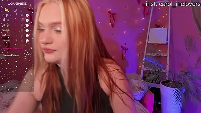 CarolineLovers online show from February 4, 9:53 pm