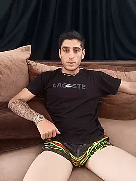 arenn1997 online show from October 10, 12:26 pm