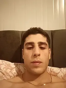 arenn1997 online show from February 5, 12:26 am