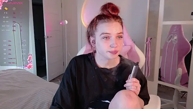 cinnabon girls online show from October 13, 5:07 am