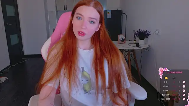 cinnabon girls online show from April 16, 4:41 pm