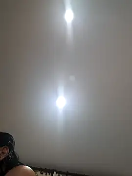 viollett 28 online show from January 29, 12:33 am