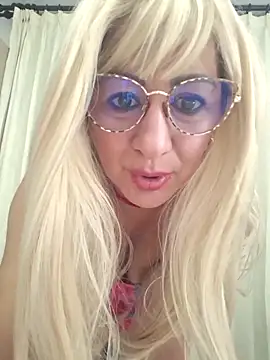 viollett 28 online show from April 6, 11:27 pm