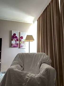 LenaundLeon online show from April 19, 10:14 am