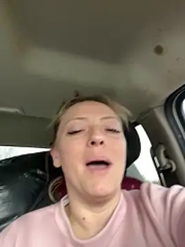 lezbean24 online show from February 23, 9:23 pm