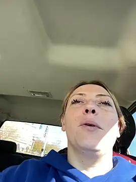 lezbean24 online show from February 27, 7:47 pm