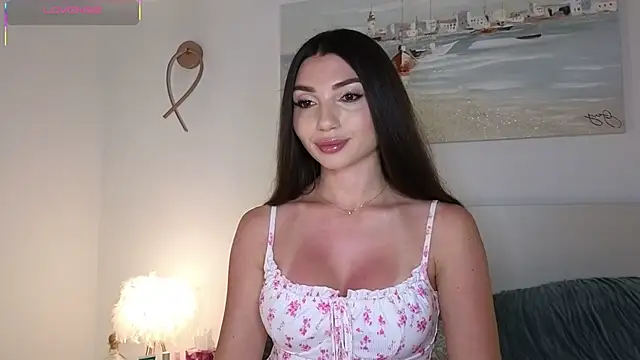 ReyaSophia online show from April 18, 7:51 pm