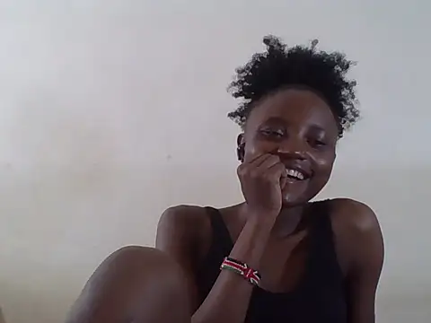 Snapshot of SexyNeedle22 chatting on June 23, 9:40 am SexyNeedle22 online show from June 23, 9:40 am