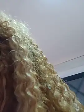 ELLA KELLY online show from June 2, 11:56 am