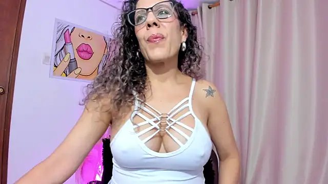 StarMilf online show from July 18, 12:42 pm